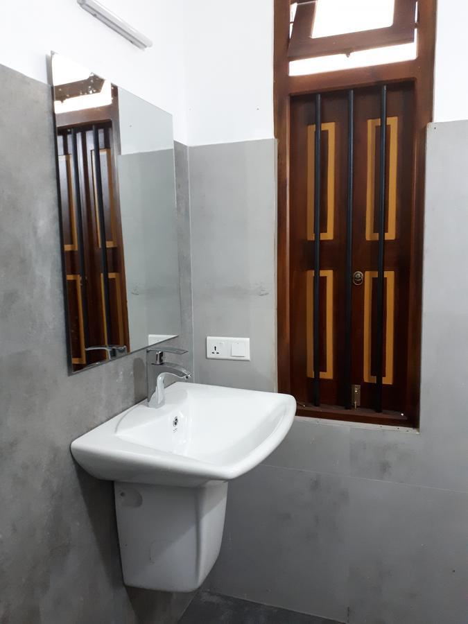 Villa Palm Breeze Polhena Exterior photo