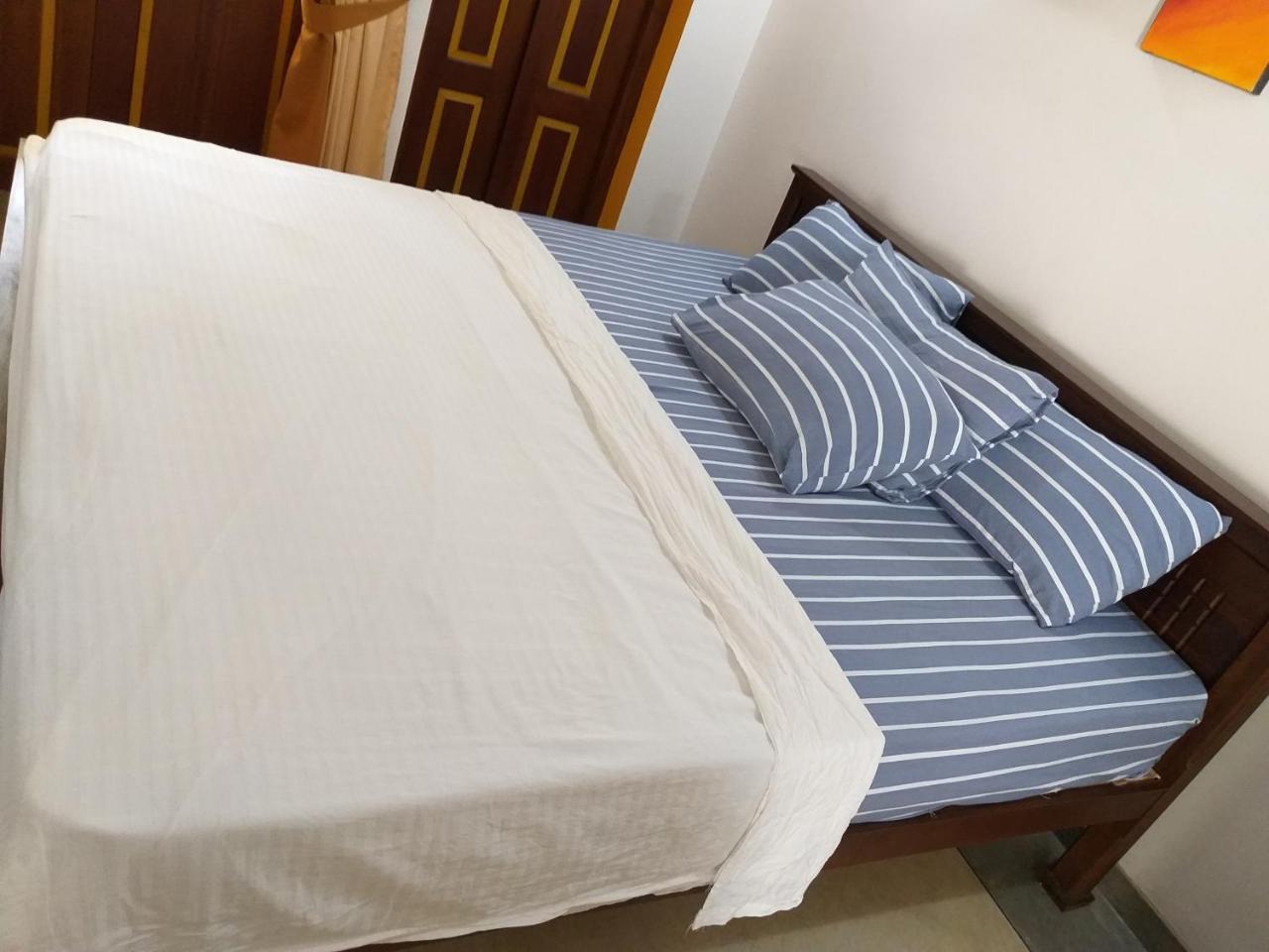 Villa Palm Breeze Polhena Exterior photo